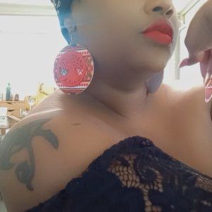 Meet your Posher, Tamara